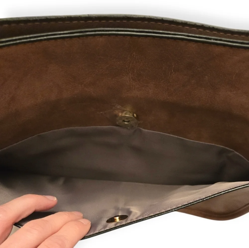 Boutique Crossbody